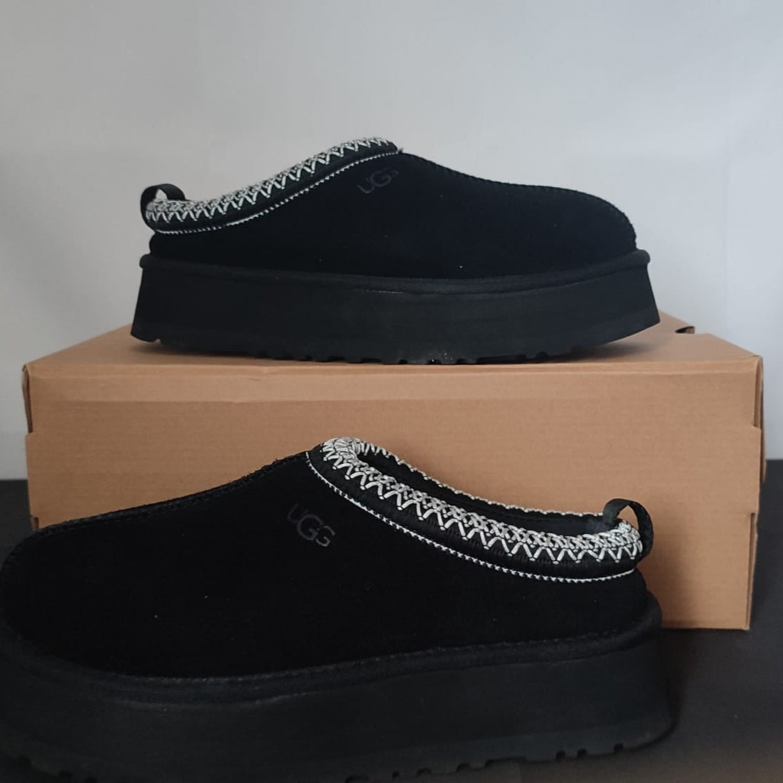 UGG Tazz Slipper Black