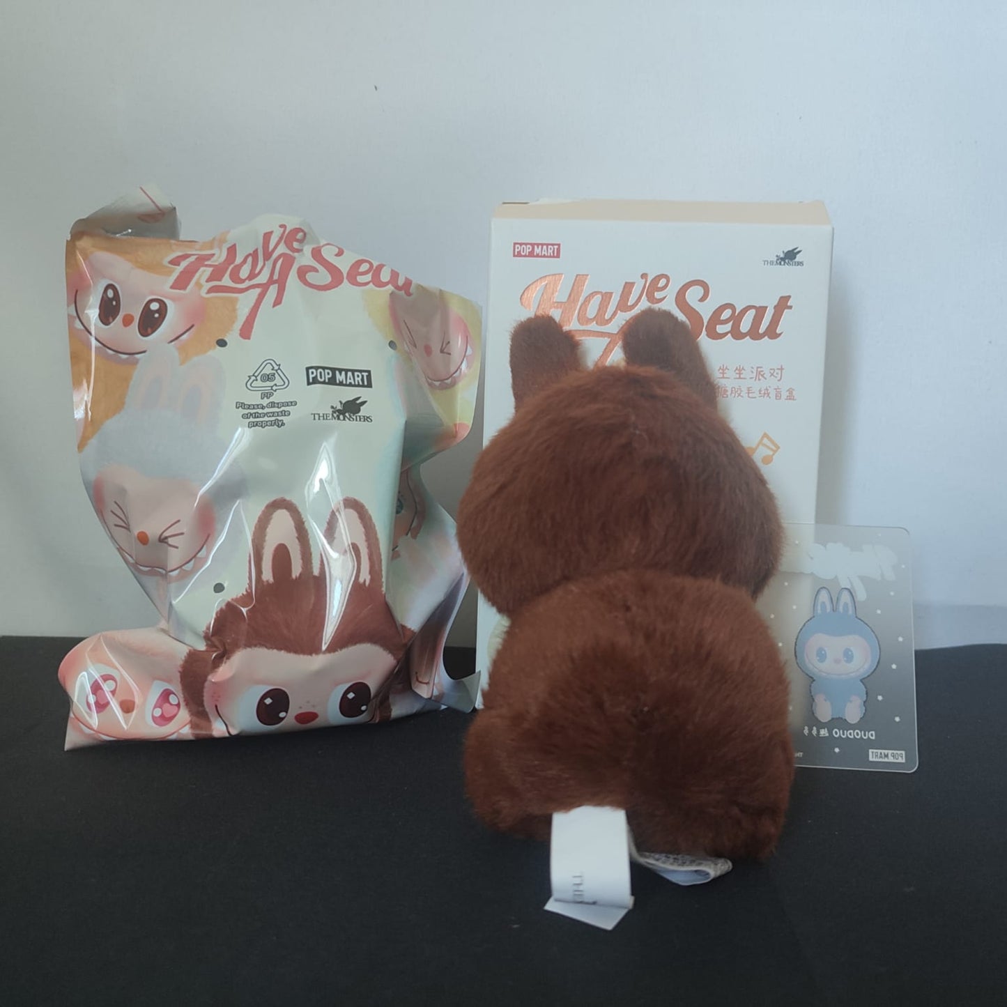 Pop Mart Labubu The Monsters Have A Seat Series Duoduo Vinyl Plüsch Secret Rare 1/72