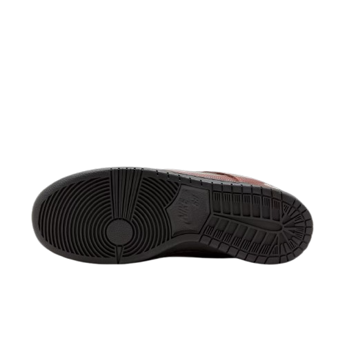 Nike SB Dunk Low Limosine Skateboards