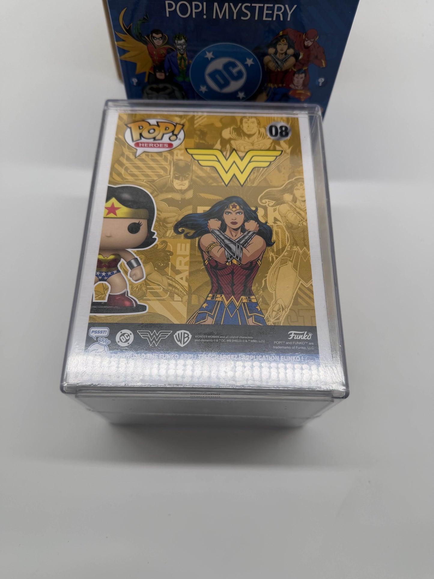 Funko Pop Mystery DC Comics (Metallic) with Pop! Curiosities & Oddities