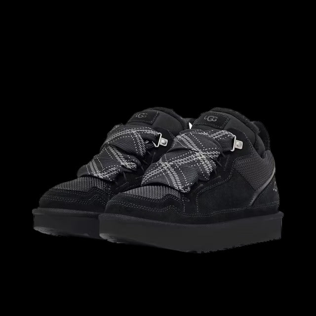 UGG Lowmel Black