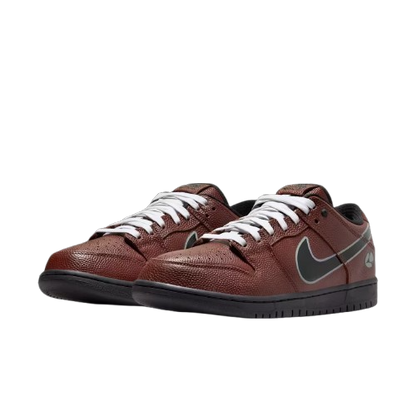 Nike SB Dunk Low Limosine Skateboards