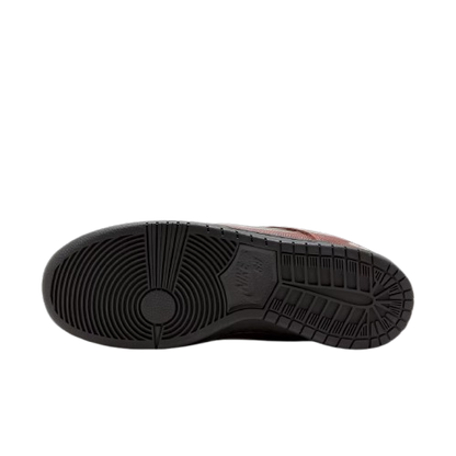 Nike SB Dunk Low Limosine Skateboards